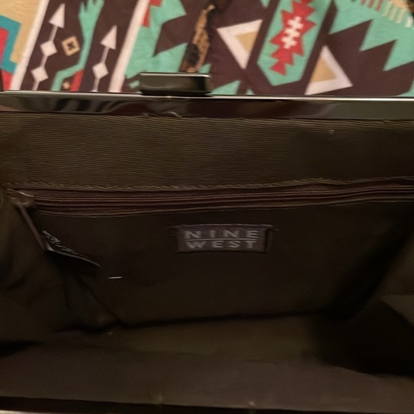 Nine West small leopard purse​​ - Picture 6 of 6